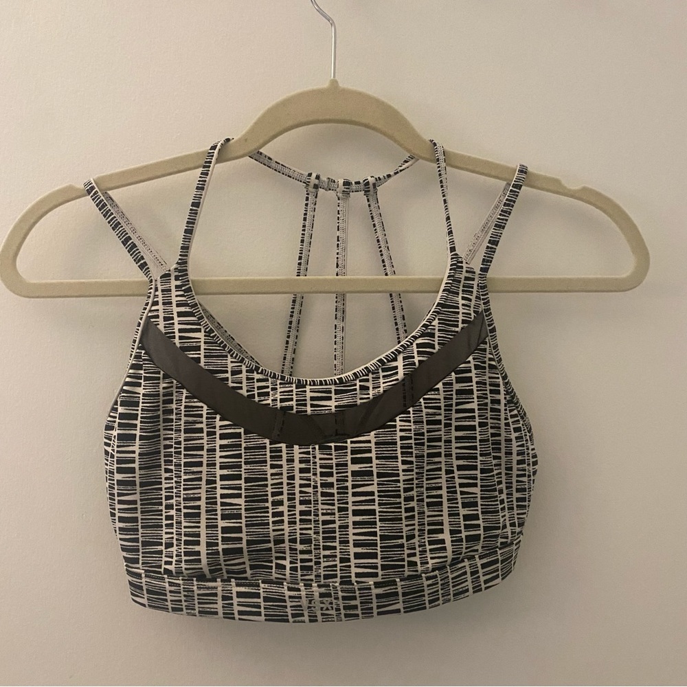 Victoria Secret Black And White Sports Bra